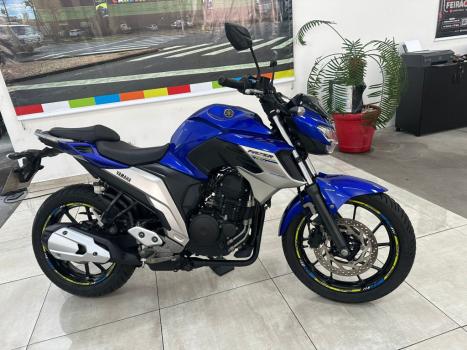 YAMAHA FZ 25 250 Fazer Flex , Foto 1