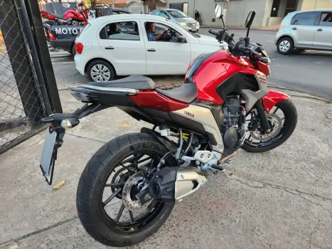 YAMAHA FZ 25 250 Fazer Flex , Foto 7