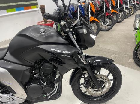 YAMAHA FZ 25 250 Fazer Flex , Foto 5