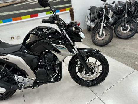 YAMAHA FZ 25 250 Fazer Flex , Foto 5