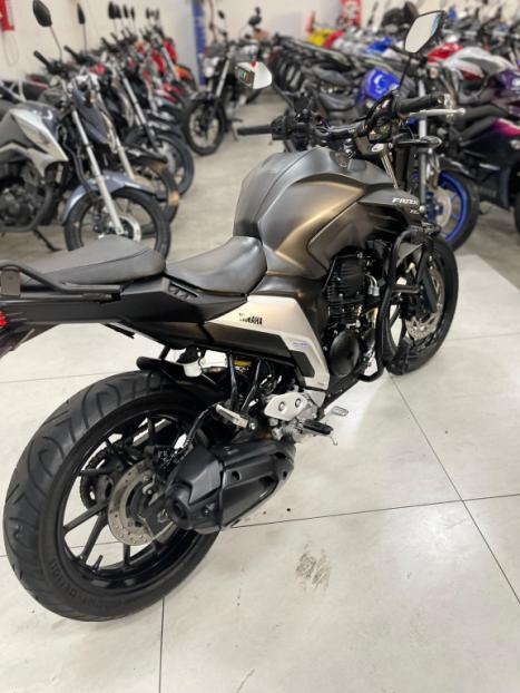 YAMAHA FZ 25 250 Fazer Flex , Foto 5