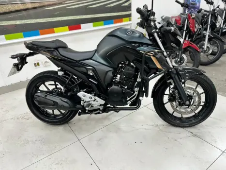 YAMAHA FZ 25 250 Fazer Flex , Foto 9