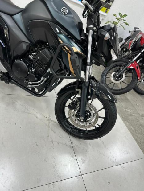 YAMAHA FZ 25 250 Fazer Flex , Foto 10