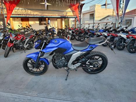 YAMAHA FZ 25 250 Fazer Flex , Foto 3