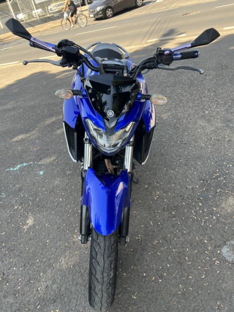YAMAHA FZ 25 250 Fazer Flex , Foto 9