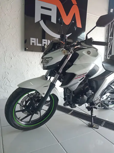YAMAHA FZ 25 250 Fazer Flex , Foto 5