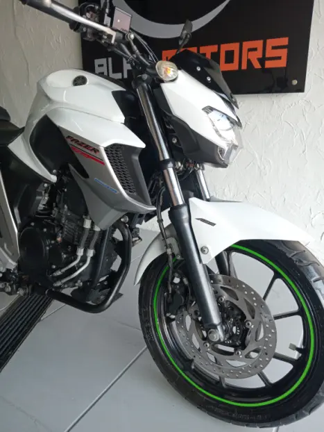 YAMAHA FZ 25 250 Fazer Flex , Foto 6
