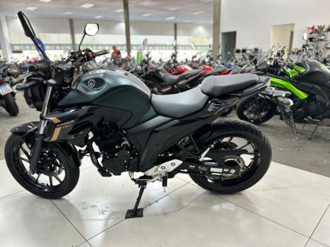 YAMAHA FZ 25 250 Fazer Flex , Foto 5