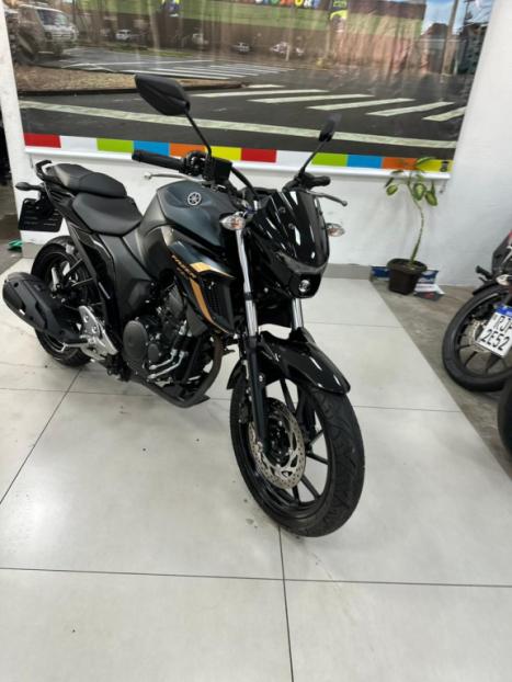 YAMAHA FZ 25 250 Fazer Flex , Foto 6
