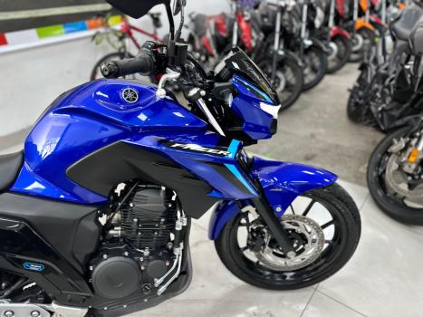 YAMAHA FZ 25 250 Fazer Flex , Foto 9