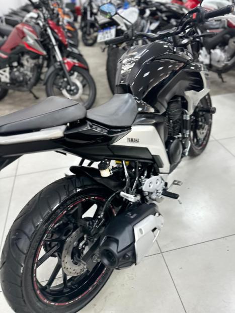 YAMAHA FZ 25 250 Fazer Flex , Foto 8