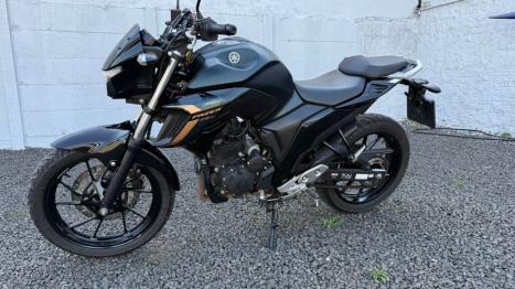 YAMAHA FZ 25 250 Fazer Flex , Foto 1