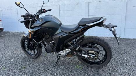 YAMAHA FZ 25 250 Fazer Flex , Foto 3