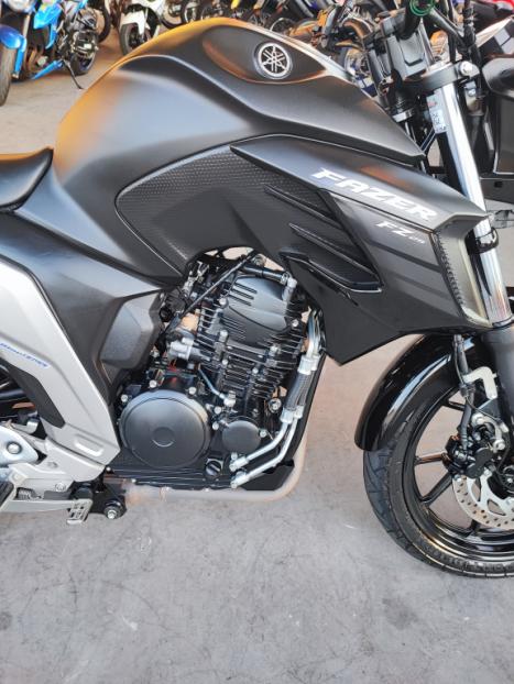 YAMAHA FZ 25 250 Fazer Flex , Foto 5
