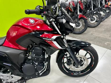 YAMAHA FZ 25 250 Fazer Flex , Foto 2