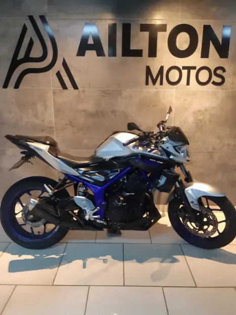 YAMAHA MT-03 300 , Foto 1