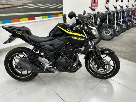 YAMAHA MT-03 300 , Foto 4