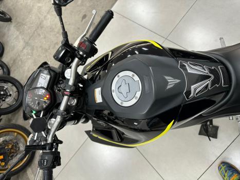 YAMAHA MT-03 300 , Foto 13