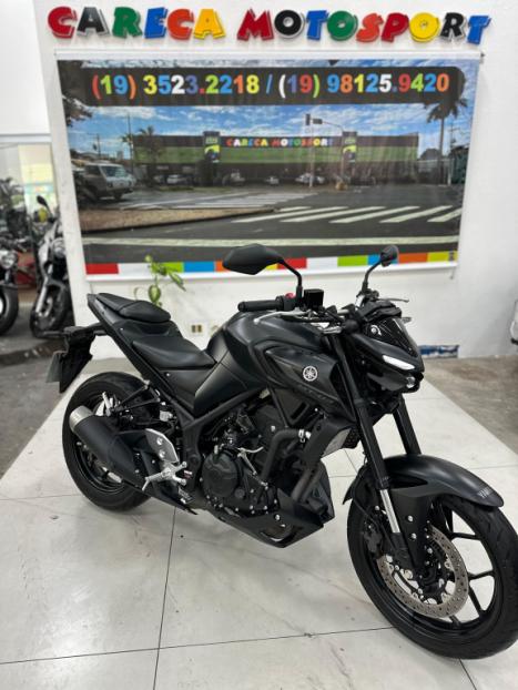 YAMAHA MT-03 300 , Foto 1