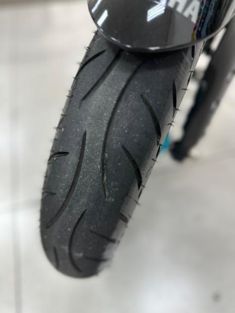 YAMAHA MT-03 300 , Foto 2