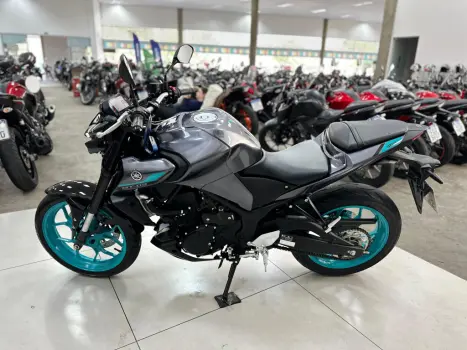 YAMAHA MT-03 300 , Foto 13