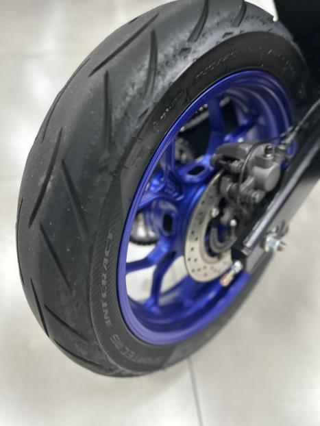 YAMAHA MT-03 300 , Foto 3