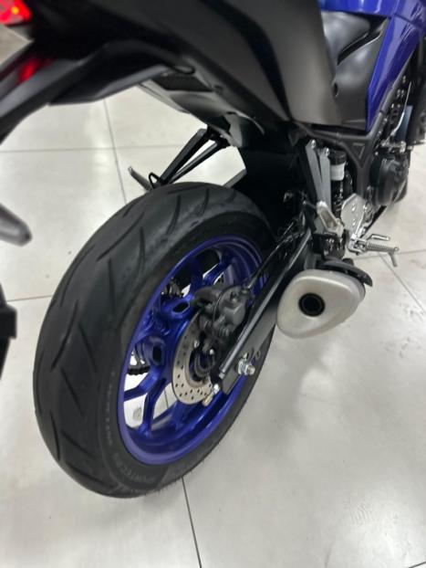 YAMAHA MT-03 300 , Foto 6