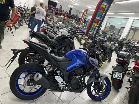 YAMAHA MT-03 300 ABS, Foto 8