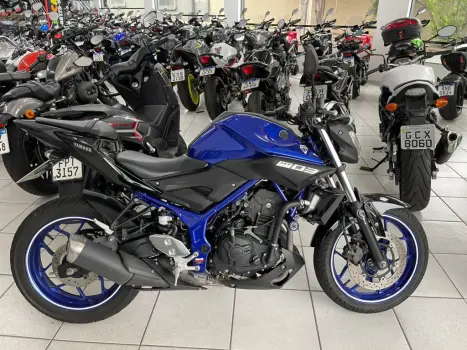 YAMAHA MT-03 300 ABS, Foto 7