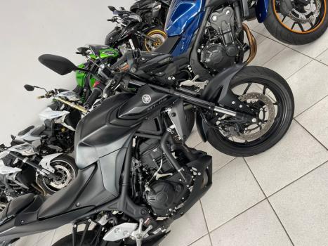 YAMAHA MT-03 300 ABS, Foto 5