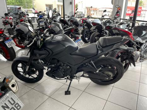 YAMAHA MT-03 300 ABS, Foto 12