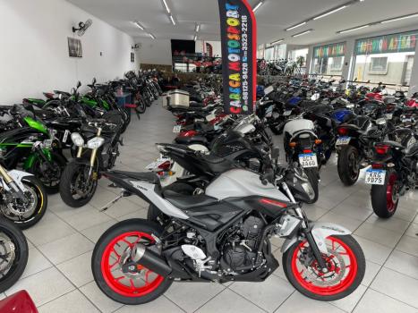 YAMAHA MT-03 300 ABS, Foto 15