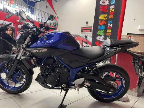 YAMAHA MT-03 300 ABS, Foto 4