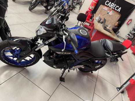 YAMAHA MT-03 300 ABS, Foto 6