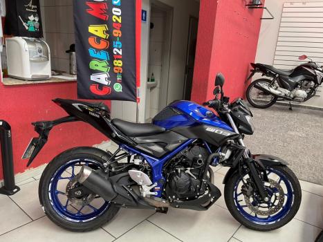 YAMAHA MT-03 300 ABS, Foto 1