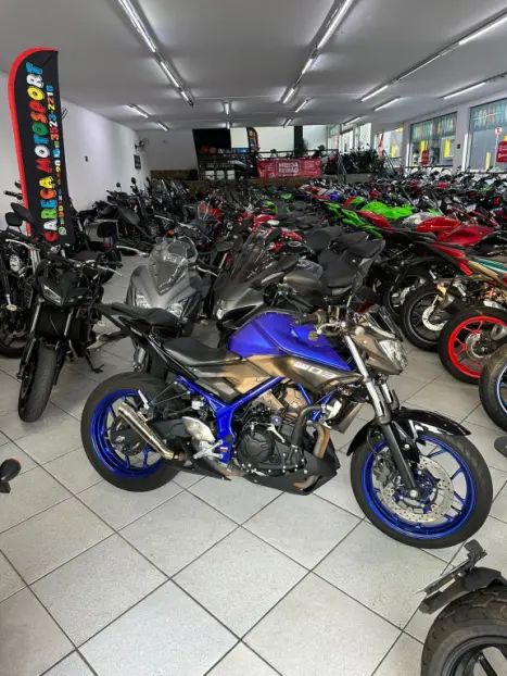 YAMAHA MT-03 300 ABS, Foto 6