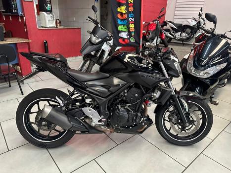 YAMAHA MT-03 300 ABS, Foto 1