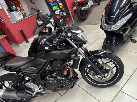 YAMAHA MT-03 300 ABS, Foto 7