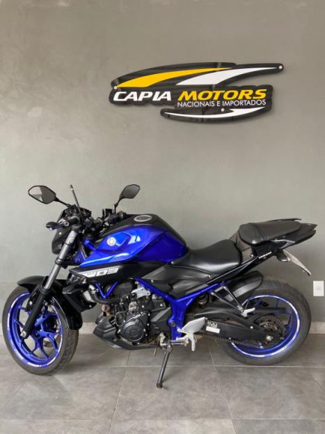 YAMAHA MT-03 300 ABS, Foto 2