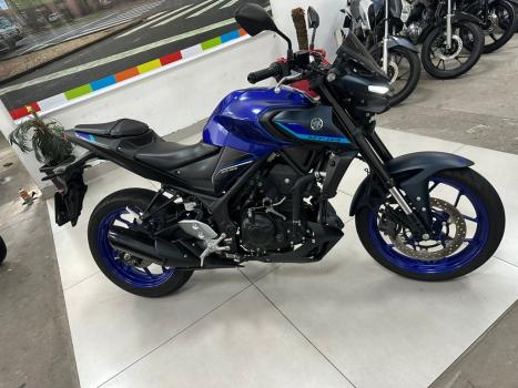 YAMAHA MT-03 300 ABS, Foto 6