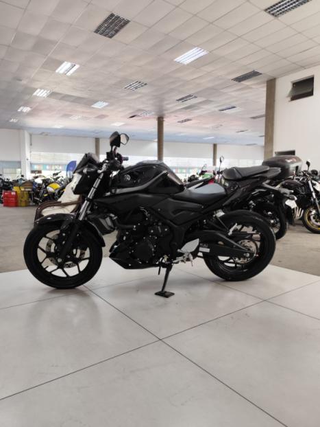 YAMAHA MT-03 300 ABS, Foto 8