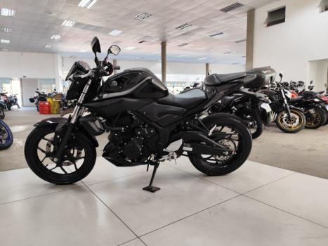 YAMAHA MT-03 300 ABS, Foto 11