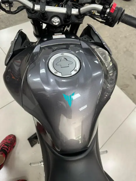 YAMAHA MT-03 300 ABS, Foto 14