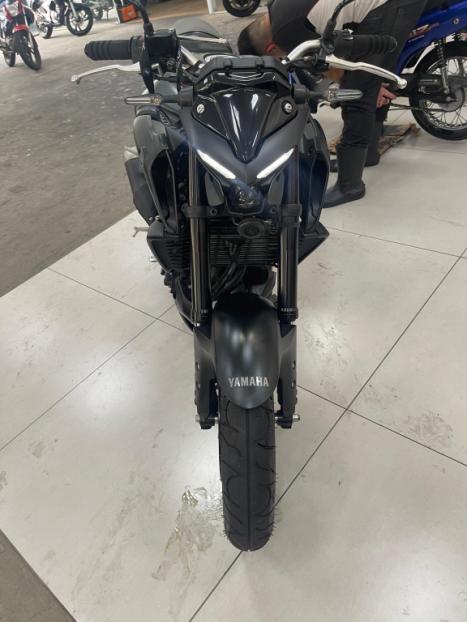 YAMAHA MT-03 300 ABS, Foto 15