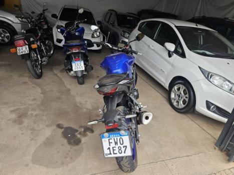 YAMAHA MT-03 300 ABS, Foto 4