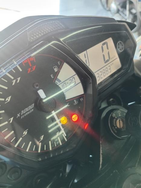 YAMAHA MT-03 300 ABS, Foto 9