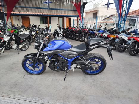 YAMAHA MT-03 300 ABS, Foto 3