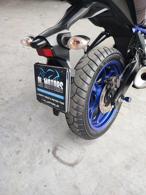 YAMAHA MT-03 300 ABS, Foto 8