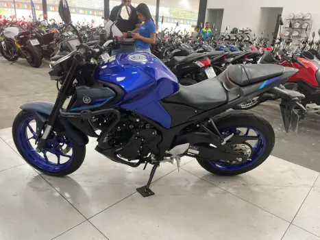 YAMAHA MT-03 300 ABS, Foto 14