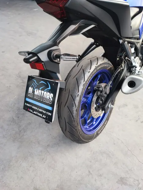 YAMAHA MT-03 300 ABS, Foto 4